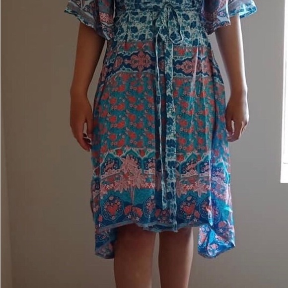 HOUSE OF SKYE HOTEL CALYPSO PARADISE WRAP DRESS NWT MEDIUM - Picture 3 of 10